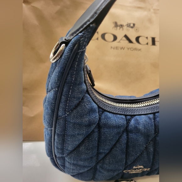 Coach Handbag - Picture 2 of 8